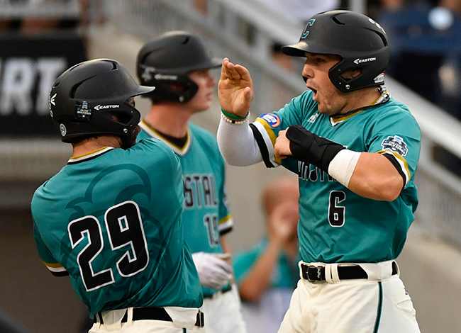 coastal-carolina-arizona-college-world-series-article1.jpg